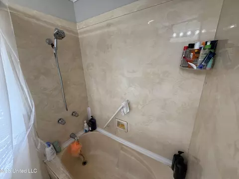 Bath - 5132 Mitchell Rd, Long Beach, MS 39560 photo 1 of 3
