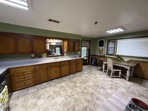 Kitchen - 5132 Mitchell Rd, Long Beach, MS 39560 photo 1 of 2