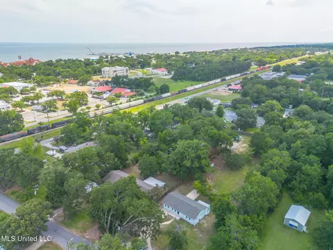 103 Mccaughan Ave, Long Beach, MS 39560 photo 25