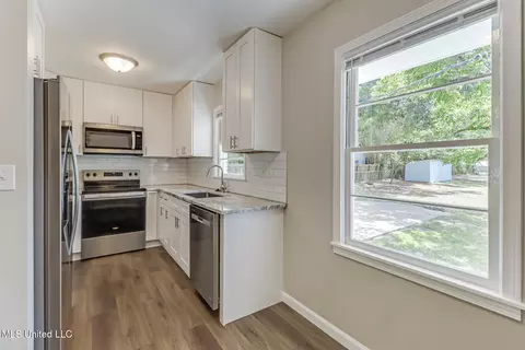 103 Mccaughan Ave, Long Beach, MS 39560 photo 5