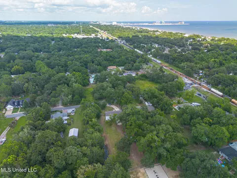 103 Mccaughan Ave, Long Beach, MS 39560 photo 26