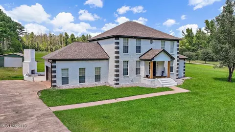Exterior - 3521 Utah Rd, Lena, MS 39094 photo 4 of 8