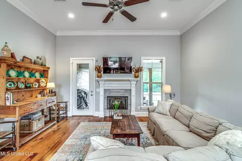 262 Falls Xing, Madison, MS 39110 photo 17