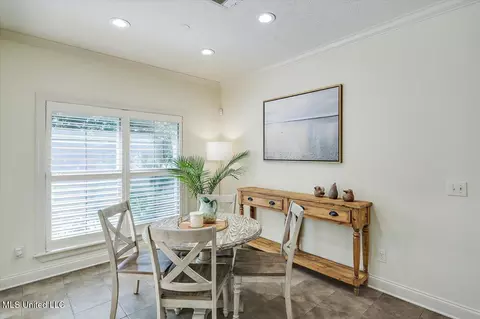 Dining - 154 Covey, Madison, MS 39110 photo 1 of 3