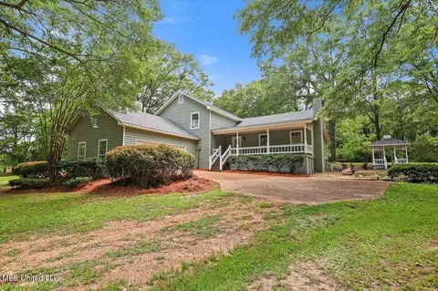 Exterior - 10025 Springridge Rd, Terry, MS 39170 photo 1 of 13