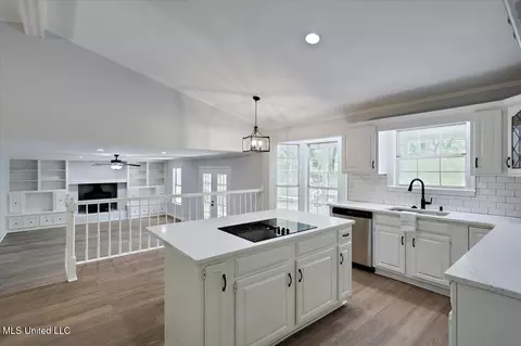 Kitchen - 10025 Springridge Rd, Terry, MS 39170 photo 2 of 2