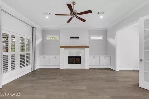 Living - 104 Bridge Water Loop, Madison, MS 39110 photo 2 of 4