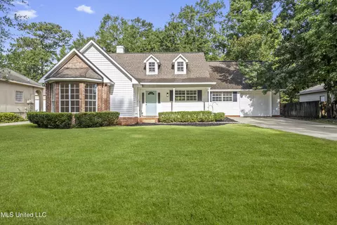 3005 Sweetgum Ave, Ocean Springs, MS 39564
