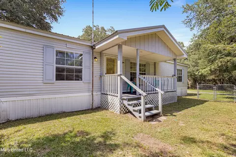 28544 Willie Malley Rd, Pass Christian, MS 39571