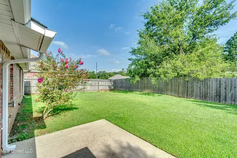 Exterior - 166 Cedar Spring Cir, Pearl, MS 39208 photo 6 of 12