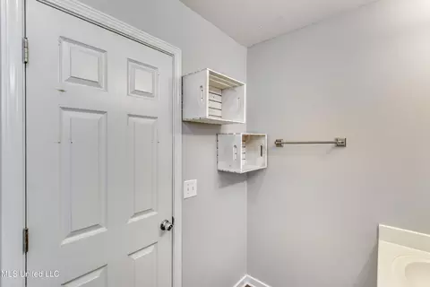 Bath - 166 Cedar Spring Cir, Pearl, MS 39208 photo 5 of 5