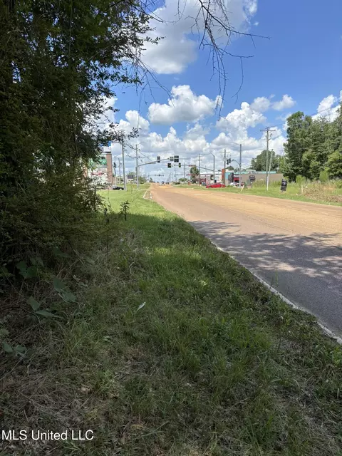 5846 Terry Rd, Byram, MS 39272 photo 2