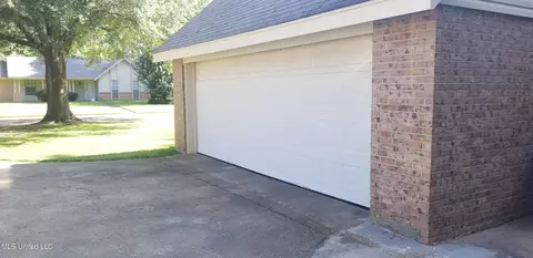 Other - 131 Cypress Dr, Madison, MS 39110 photo 2 of 9