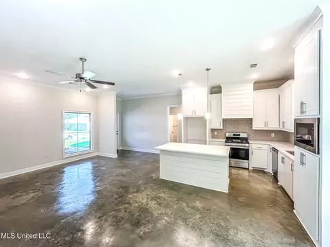 Other - 958 Riverside Ln, Pearl, MS 39208 photo 1 of 4
