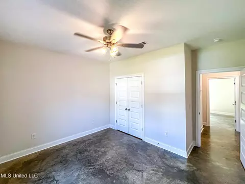 Bedroom - 958 Riverside Ln, Pearl, MS 39208 photo 6 of 6