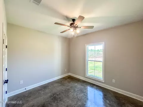 Bedroom - 954 Riverside Ln, Pearl, MS 39208 photo 3 of 6