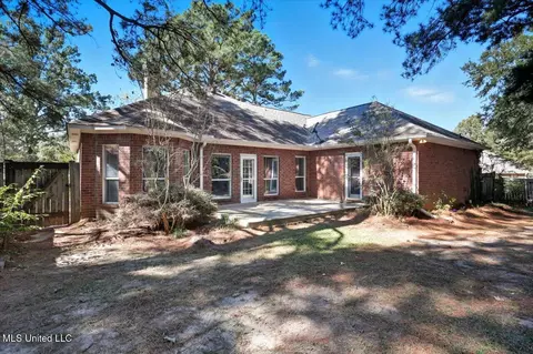 Exterior - 414 Violet Dr, Madison, MS 39110 photo 6 of 8