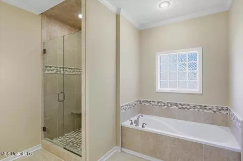 Bath - 414 Violet Dr, Madison, MS 39110 photo 2 of 3