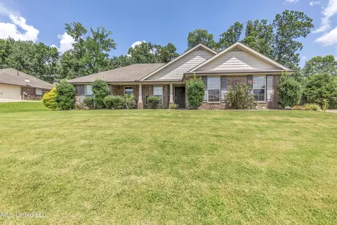 7762 Brierfield Dr, Southaven, MS 38672