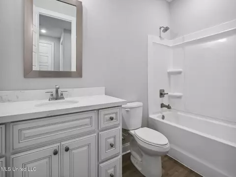 Bath - 7971 Buttonbush Rd, Biloxi, MS 39532 photo 3 of 3