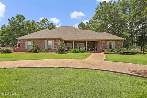 105 Sandstone Dr, Brandon, MS 39047 photo 2