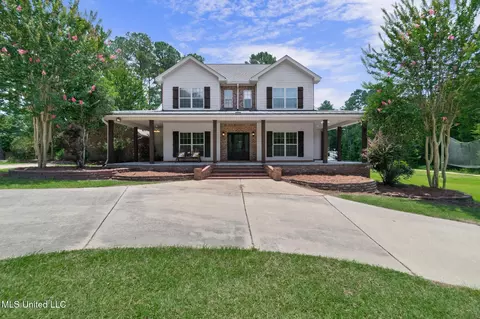 54 Arthur Lucas Ln, Sumrall, MS 39482