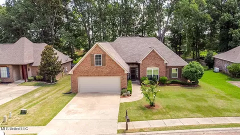 129 Still House Creek Dr, Madison, MS 39110