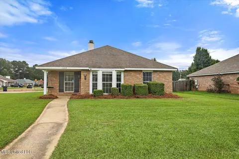 129 Bradford Pl, Richland, MS 39218