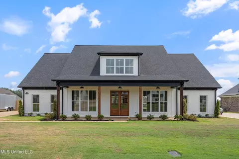1794 Bakersfield Way, Nesbit, MS 38651 photo 1