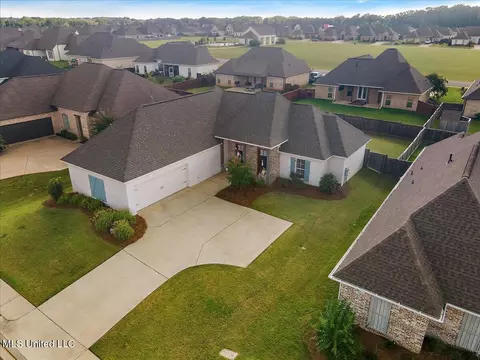 View/Area - 736 Glenwild Dr, Canton, MS 39046 photo 4 of 11