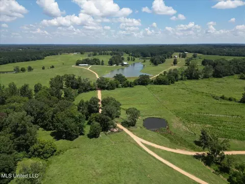 768 Scr 32 A, Forest, MS 39074 photo 8