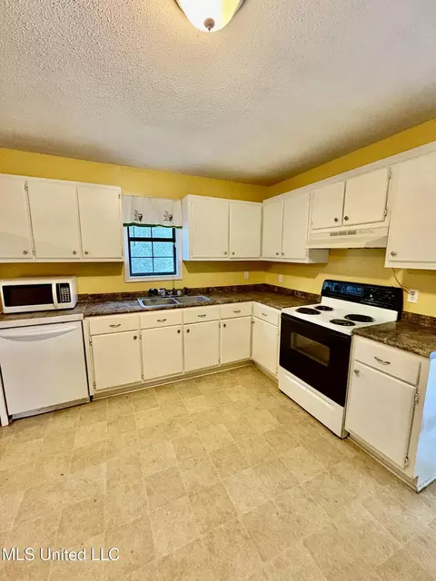 110 Tom Stringfellow Rd, Lucedale, MS 39452 photo 7