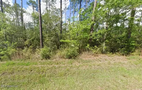 0 Holly Dr, Bay Saint Louis, MS 39520