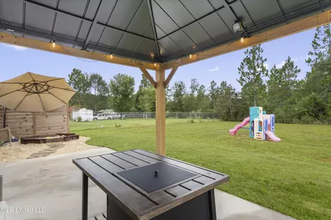 Exterior - 21431 Edgewood Dr, Saucier, MS 39574 photo 3 of 5