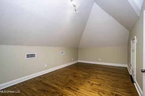 Bedroom - 829 Belhaven St, Jackson, MS 39202 photo 8 of 16