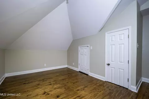 Bedroom - 829 Belhaven St, Jackson, MS 39202 photo 9 of 16