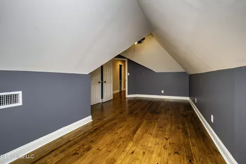 Bedroom - 829 Belhaven St, Jackson, MS 39202 photo 12 of 16