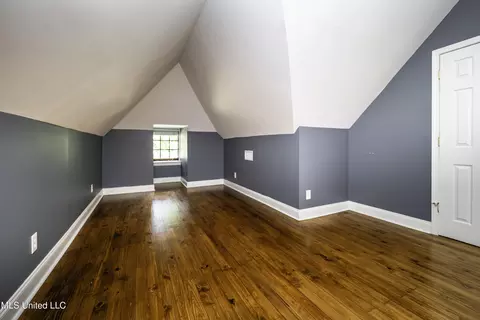 Bedroom - 829 Belhaven St, Jackson, MS 39202 photo 11 of 16