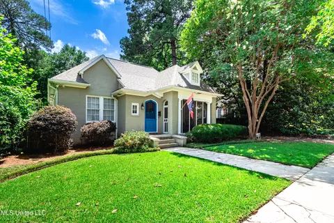 Exterior - 829 Belhaven St, Jackson, MS 39202 photo 2 of 8
