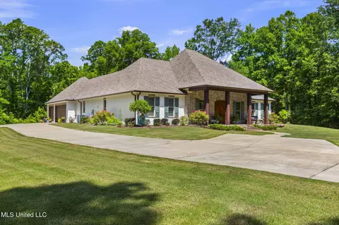 255 N Brandon Blvd, Brandon, MS 39042