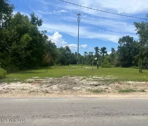 605 E North St, Pass Christian, MS 39571
