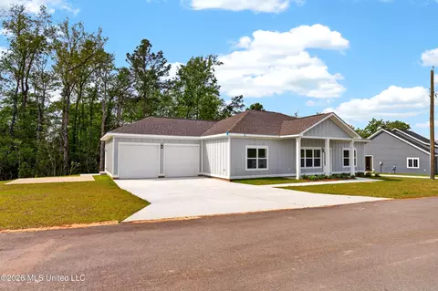 Exterior - 21 Shadow Wood Dr, Mchenry, MS 39561 photo 4 of 9