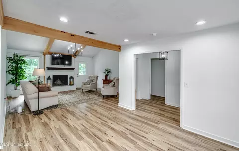 Entry Way - 112 Plum Tree Rd, Brandon, MS 39047 photo 2 of 2