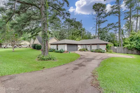 Exterior - 112 Plum Tree Rd, Brandon, MS 39047 photo 2 of 9