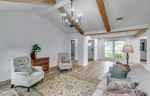 Living - 112 Plum Tree Rd, Brandon, MS 39047 photo 5 of 6