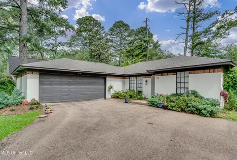 Exterior - 112 Plum Tree Rd, Brandon, MS 39047 photo 1 of 9