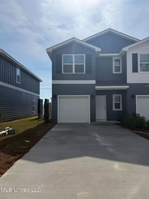 7828 Reagan Ct, Ocean Springs, MS 39564