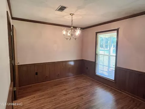Dining - 300 Williams Rd, Florence, MS 39073 photo 1 of 1