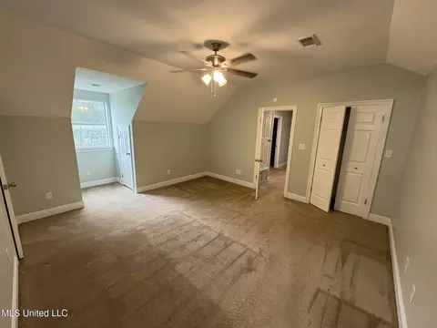 Bedroom - 4700 Sawmill Rd, Moss Point, MS 39563 photo 4 of 4