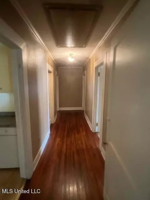 Entry Way - 67 Main Ave, Brooklyn, MS 39425 photo 1 of 1